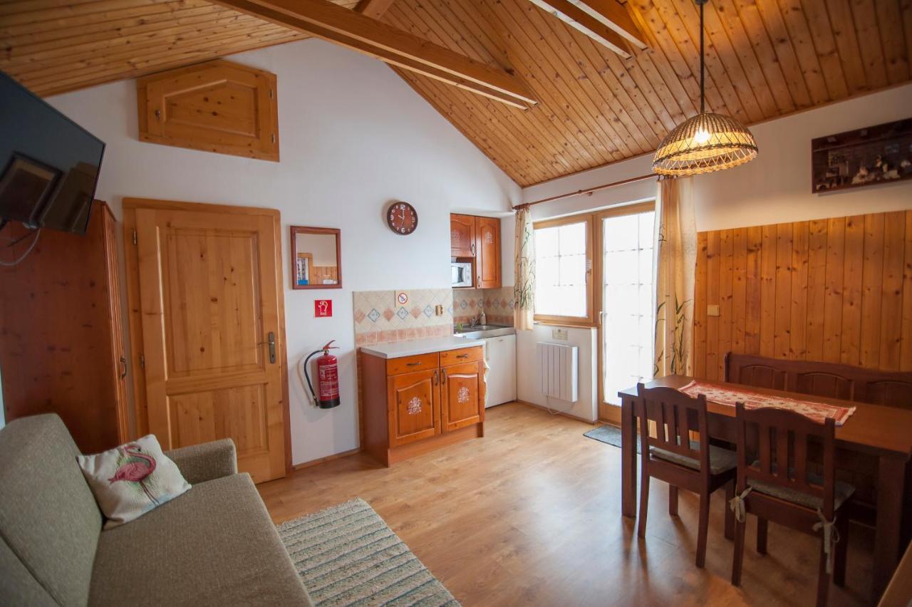 Holiday Home Tatralandia Ліптовський Мікулаш Екстер'єр фото